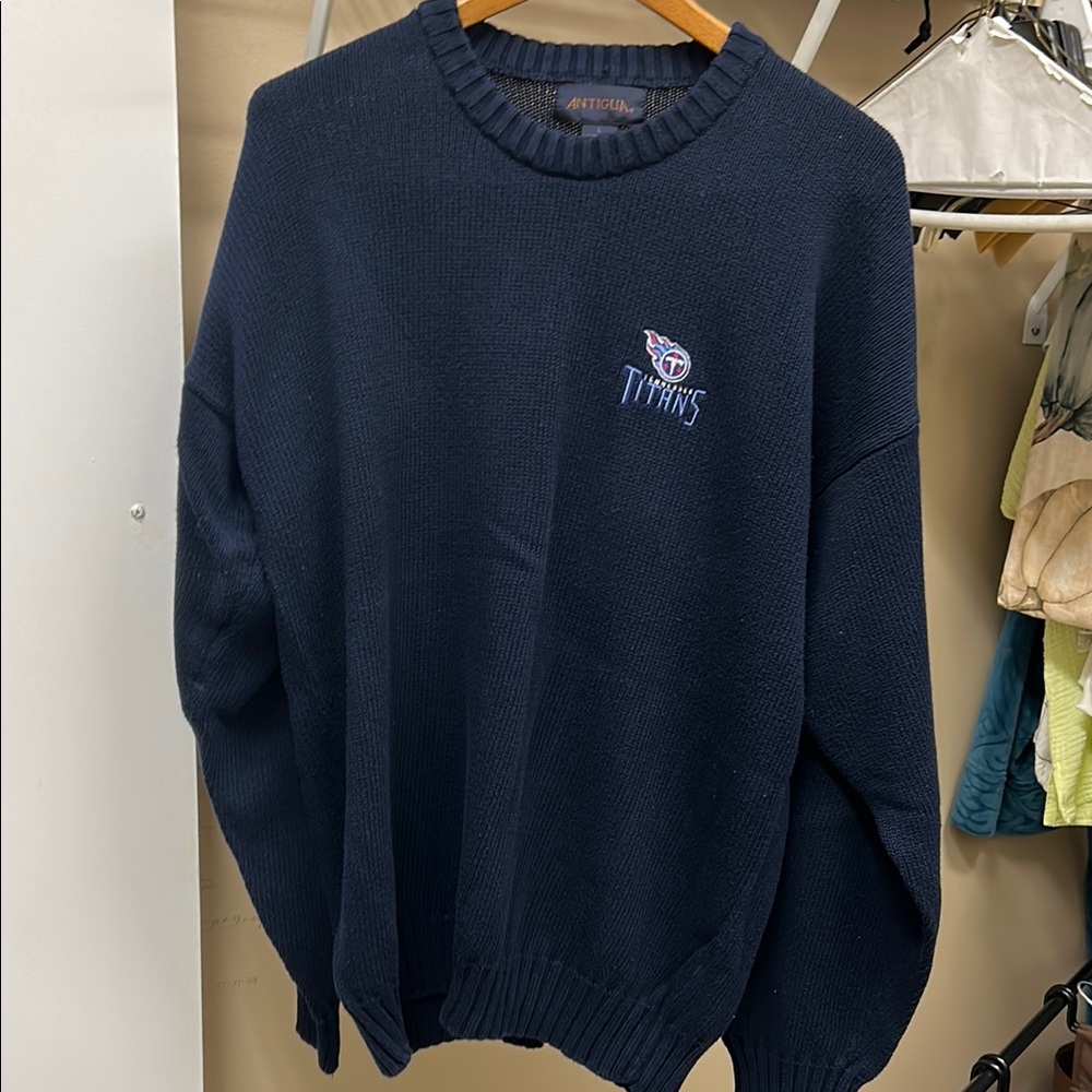 Men's Navy Sweater